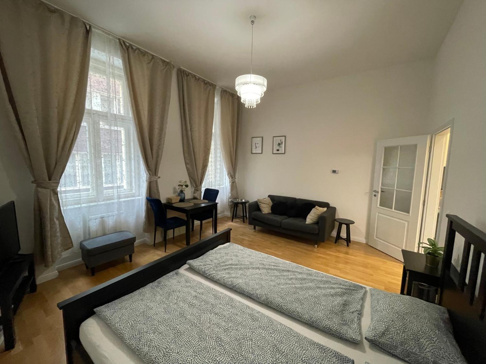 Cosy - Stepanska 1 * Prag